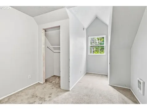 220 Holcomb Spur Road Kelso WA 98626