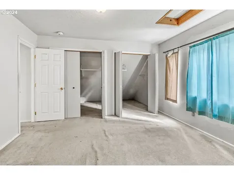 220 Holcomb Spur Road Kelso WA 98626