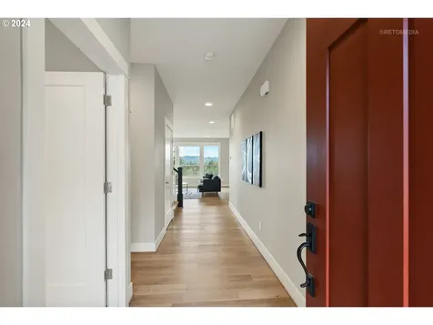6779 SW Orchid Street Portland OR 97223
