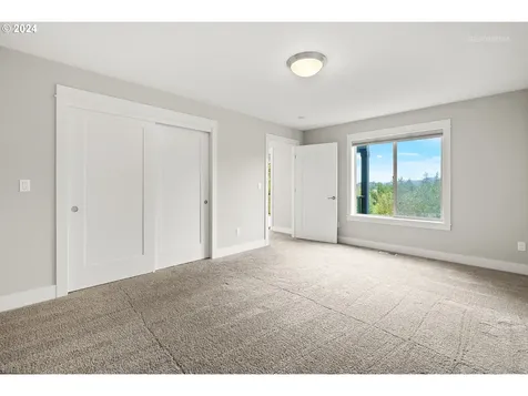 6779 SW Orchid Street Portland OR 97223