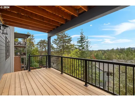 6779 SW Orchid Street Portland OR 97223