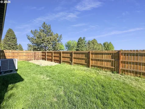 785 Idlewood Drive Baker City OR 97814