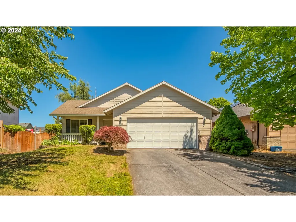 1235 Constitution Avenue Woodburn OR 97071