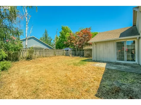 1235 Constitution Avenue Woodburn OR 97071
