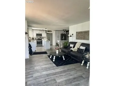 267 Nw Woods Lane Dallas OR 97338