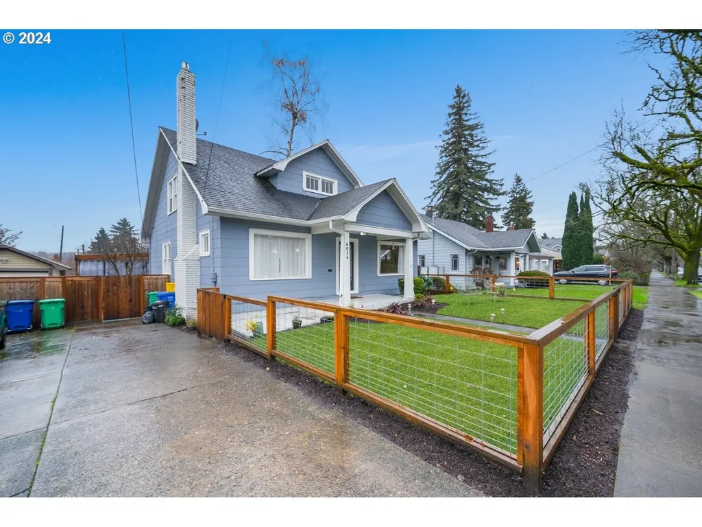 6034 Se 17th Avenue Portland OR 97202