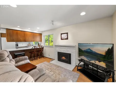 2412 Ne 150th Avenue Portland OR 97230