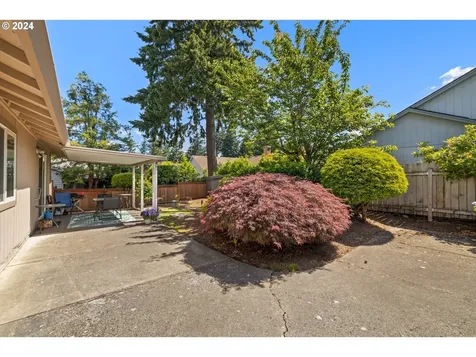 2412 Ne 150th Avenue Portland OR 97230