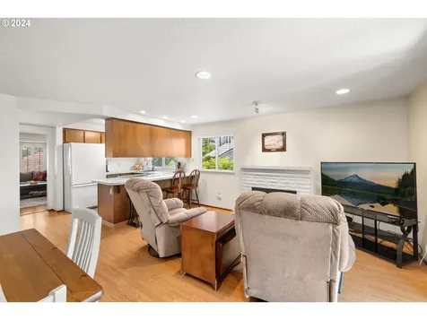 2412 Ne 150th Avenue Portland OR 97230