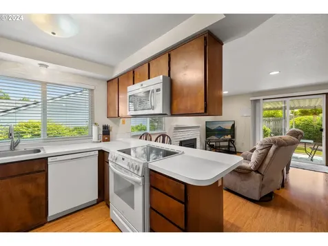 2412 Ne 150th Avenue Portland OR 97230