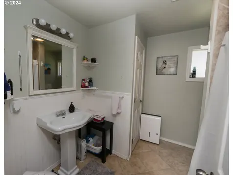 1334 Ransom Avenue Brookings OR 97415