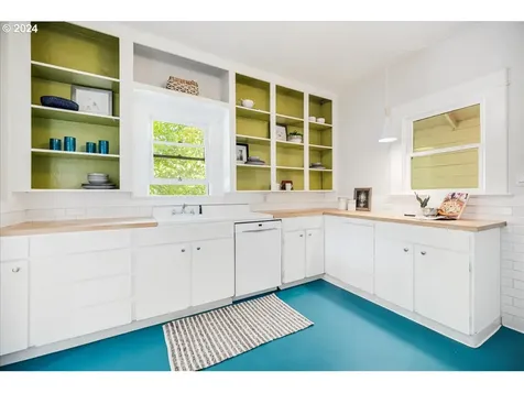 2410 SE 47th Avenue Portland OR 97206