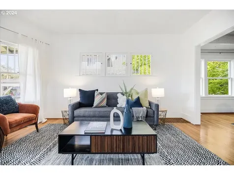 2410 SE 47th Avenue Portland OR 97206