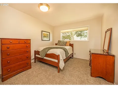 78418 Layng Road Cottage Grove OR 97424