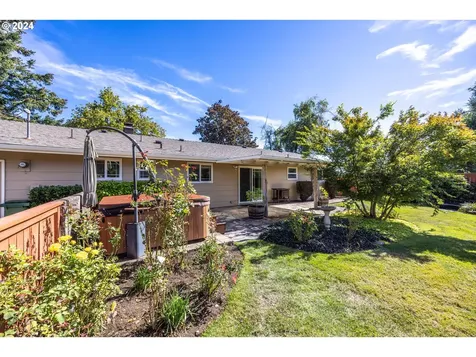 78418 Layng Road Cottage Grove OR 97424