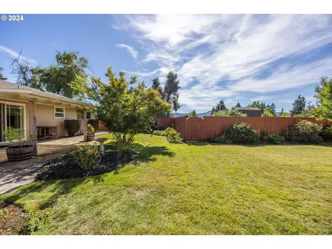 78418 Layng Road Cottage Grove OR 97424