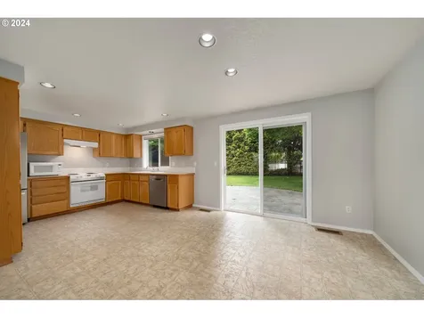 1388 Se 70th Avenue Hillsboro OR 97123
