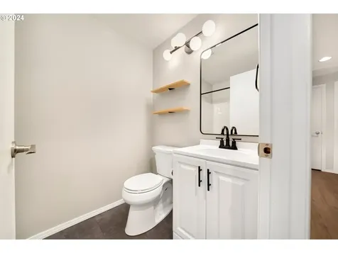 1388 Se 70th Avenue Hillsboro OR 97123