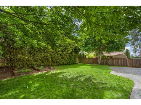 1388 Se 70th Avenue Hillsboro OR 97123