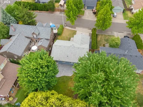 1388 Se 70th Avenue Hillsboro OR 97123