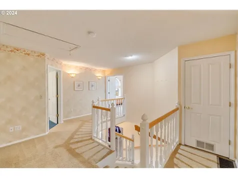 510 SW Alder Street Dundee OR 97115