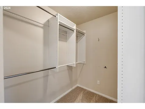 510 SW Alder Street Dundee OR 97115