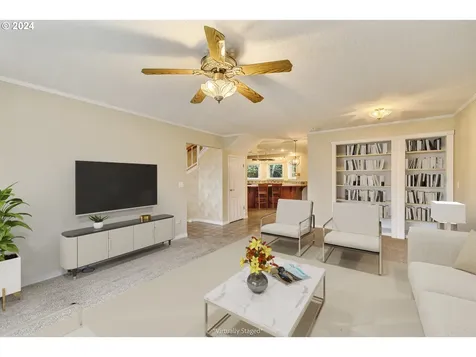 510 SW Alder Street Dundee OR 97115