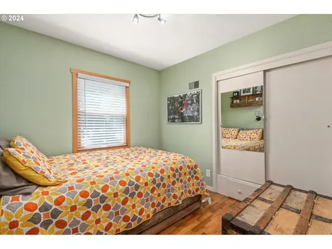 92 N Grand Street Eugene OR 97402