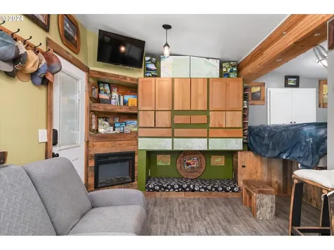 92 N Grand Street Eugene OR 97402