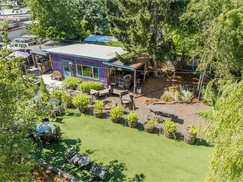 92 N Grand Street Eugene OR 97402