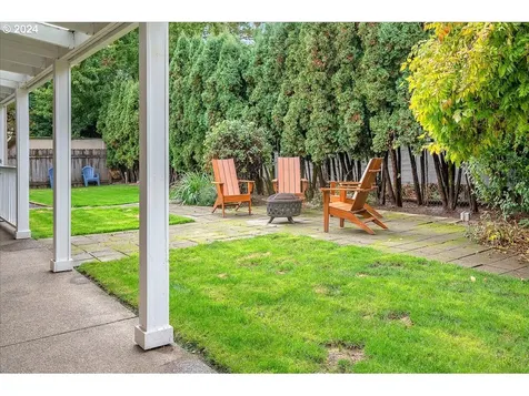 1226 SW Charles Street Dundee OR 97115