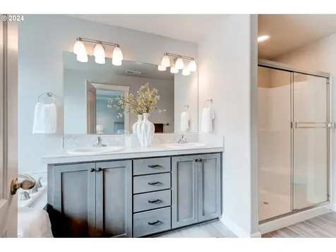 3293 N 10th Street Ridgefield WA 98642