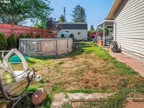 17024 SE Alder Street Portland OR 97233
