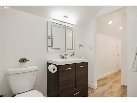 1714 Se 52nd Avenue Portland OR 97215