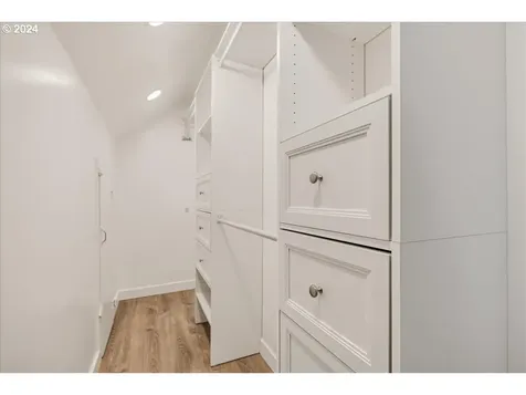 1714 Se 52nd Avenue Portland OR 97215