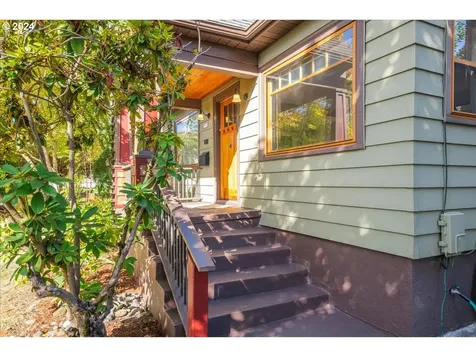 1714 Se 52nd Avenue Portland OR 97215