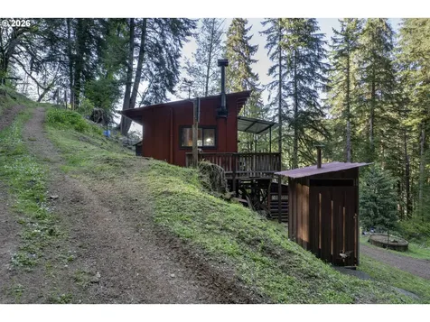 1901 Loon Lake Road Reedsport OR 97467
