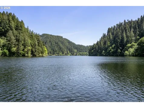 1901 Loon Lake Road Reedsport OR 97467