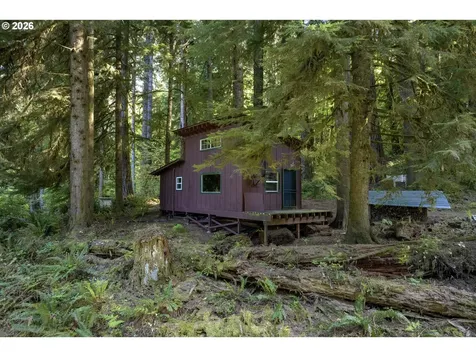 1901 Loon Lake Road Reedsport OR 97467
