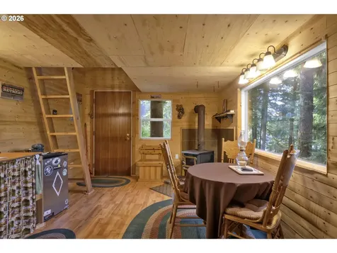 1901 Loon Lake Road Reedsport OR 97467