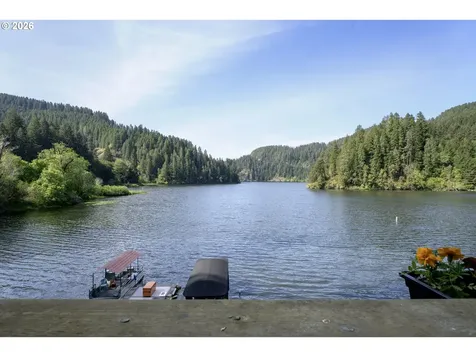 1901 Loon Lake Road Reedsport OR 97467