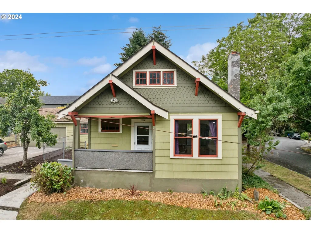 2504 Se Tibbetts Street Portland OR 97202