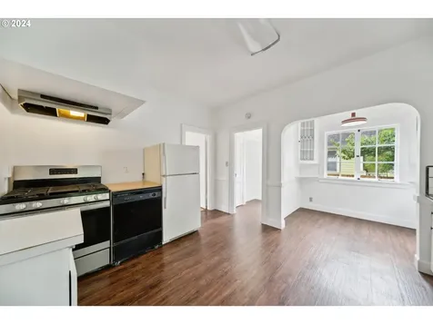 2504 Se Tibbetts Street Portland OR 97202