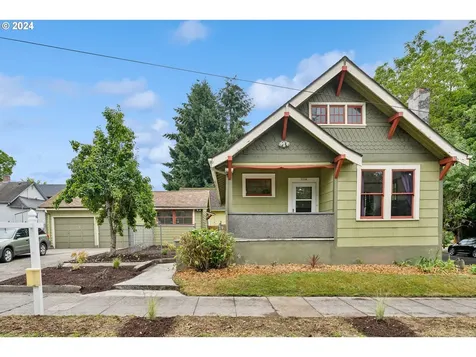 2504 Se Tibbetts Street Portland OR 97202