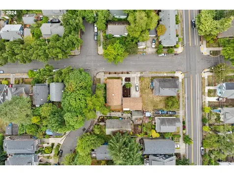 2504 Se Tibbetts Street Portland OR 97202