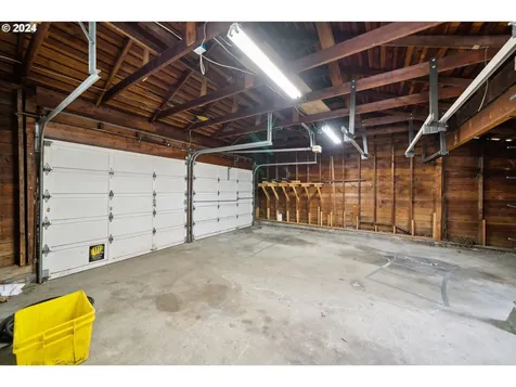 2504 Se Tibbetts Street Portland OR 97202