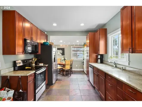 217 W 7th Street The Dalles OR 97058