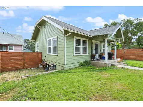 217 W 7th Street The Dalles OR 97058