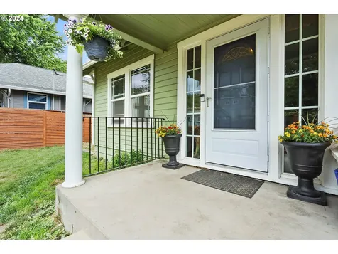 217 W 7th Street The Dalles OR 97058