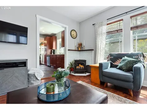 217 W 7th Street The Dalles OR 97058